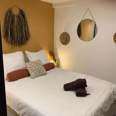 Les Logis De Candide ラ・テスト・ド・ビュシュ