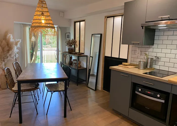 Les Logis De Candide דירה *