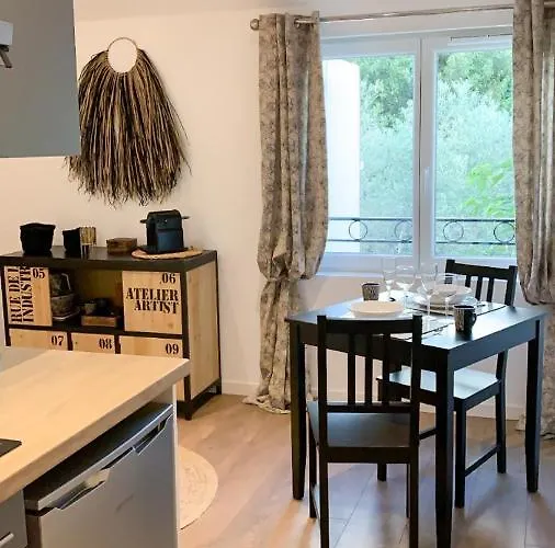 Les Logis De Candide * La Teste-de-Buch