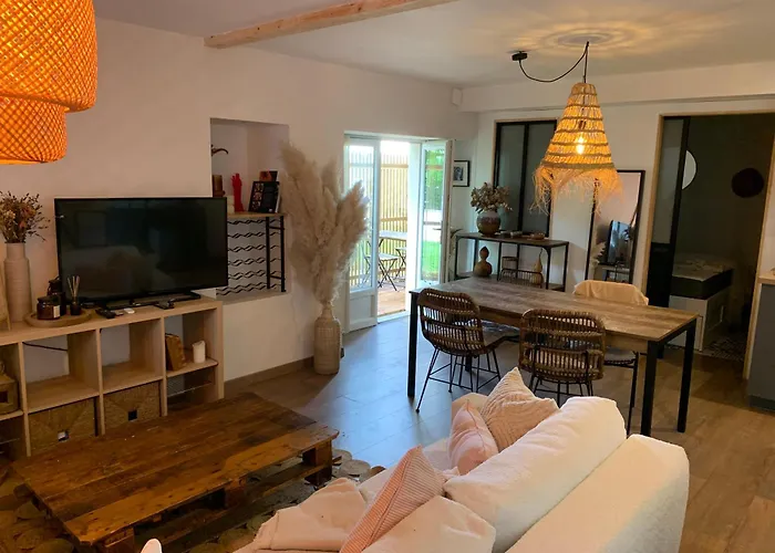 Les Logis De Candide